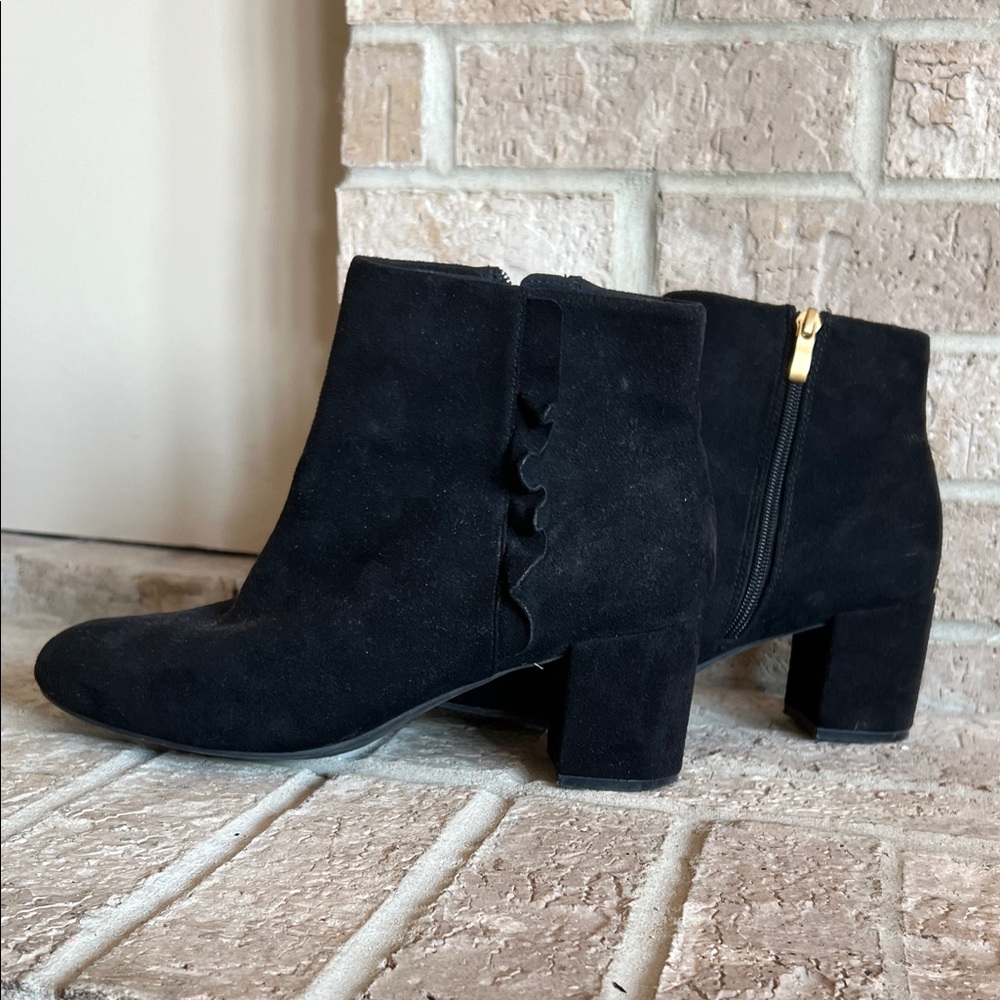 Rockport Black Suede Ankle Boots with Block Heel